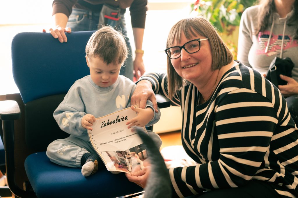 končar d&st, dječak emanuel, bella